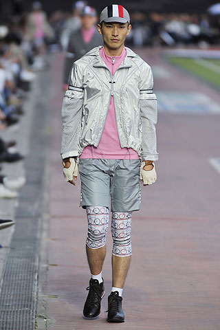 Moncler Gamme Bleu / - 2011